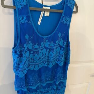 Blue Lg Lace Sleeveless Top